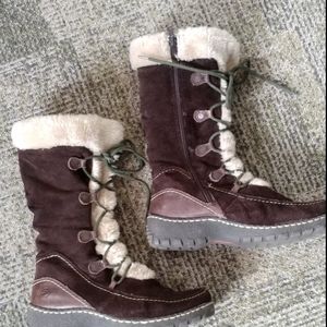 Moccasin Style Faux Fur Lined Suede Zip Up Boot